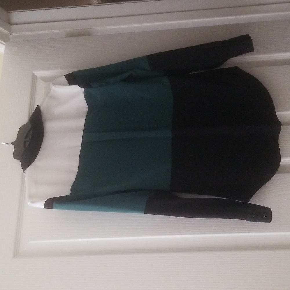 Shirt - Picture 6 of 8